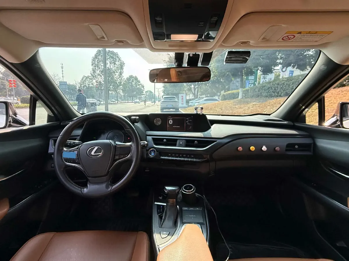 2019 Lexus UX 2.0L 146HP L4 E-CVT Hybrid,autocango,china used car exporter,china ev exporter,chinese used car exporter,chinese used ev exporter