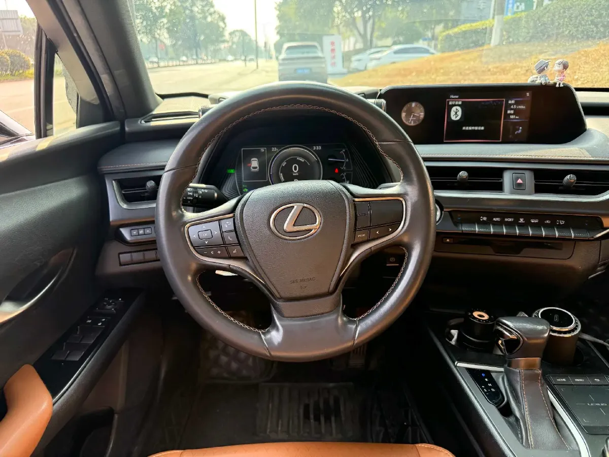 2019 Lexus UX 2.0L 146HP L4 E-CVT Hybrid,autocango,china used car exporter,china ev exporter,chinese used car exporter,chinese used ev exporter