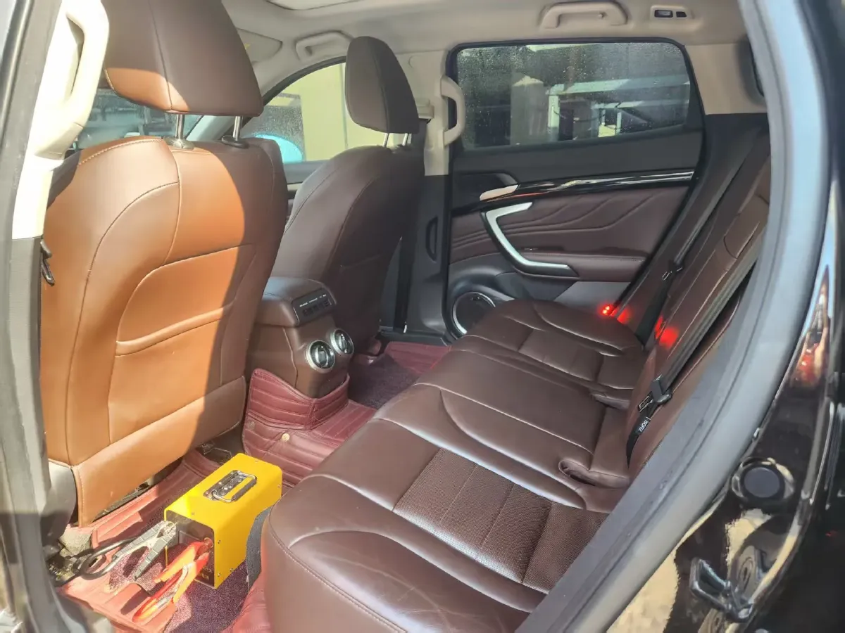 2017 WEY VV7 2.0T 234HP L4 7DCT,autocango,china used car exporter,china ev exporter,chinese used car exporter,chinese used ev exporter