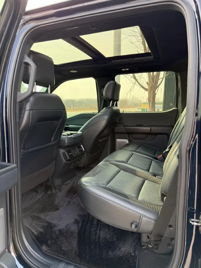 2022 Ford F-150 3.5T 423HP V6 10AT,autocango,china used car exporter,china ev exporter,chinese used car exporter,chinese used ev exporter