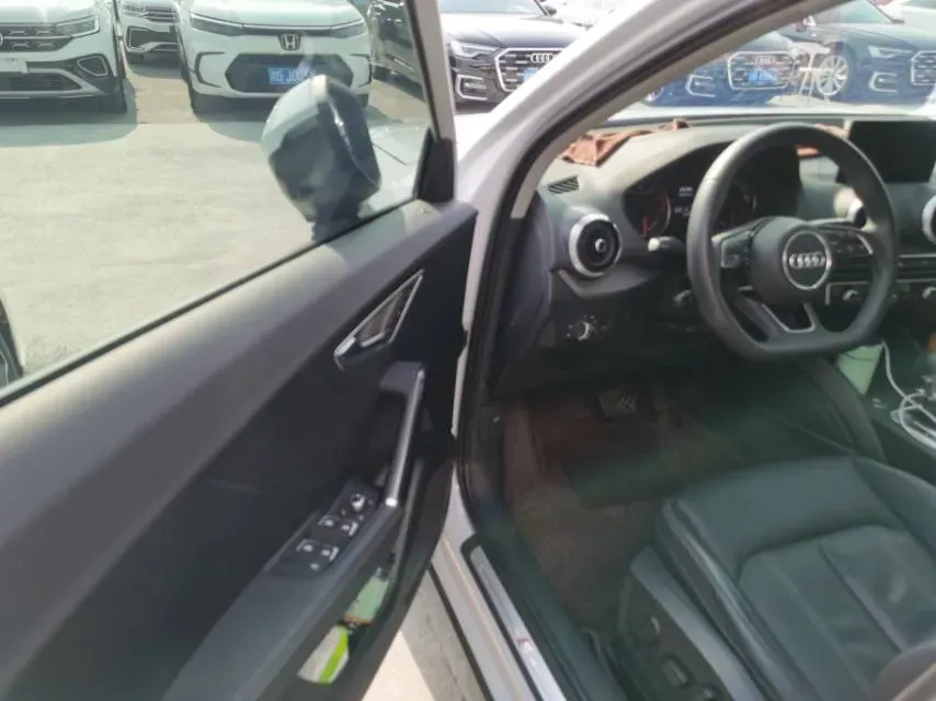 2023 Audi Q2L 1.5T 160HP L4 7DCT,autocango,china used car exporter,china ev exporter,chinese used car exporter,chinese used ev exporter