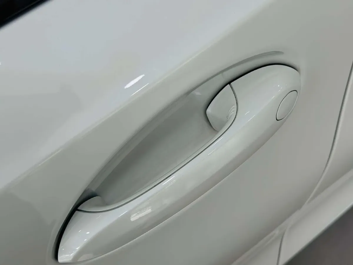 2024 BMW 3 Series 2.0T 184HP L4 8AT,autocango,china used car exporter,china ev exporter,chinese used car exporter,chinese used ev exporter