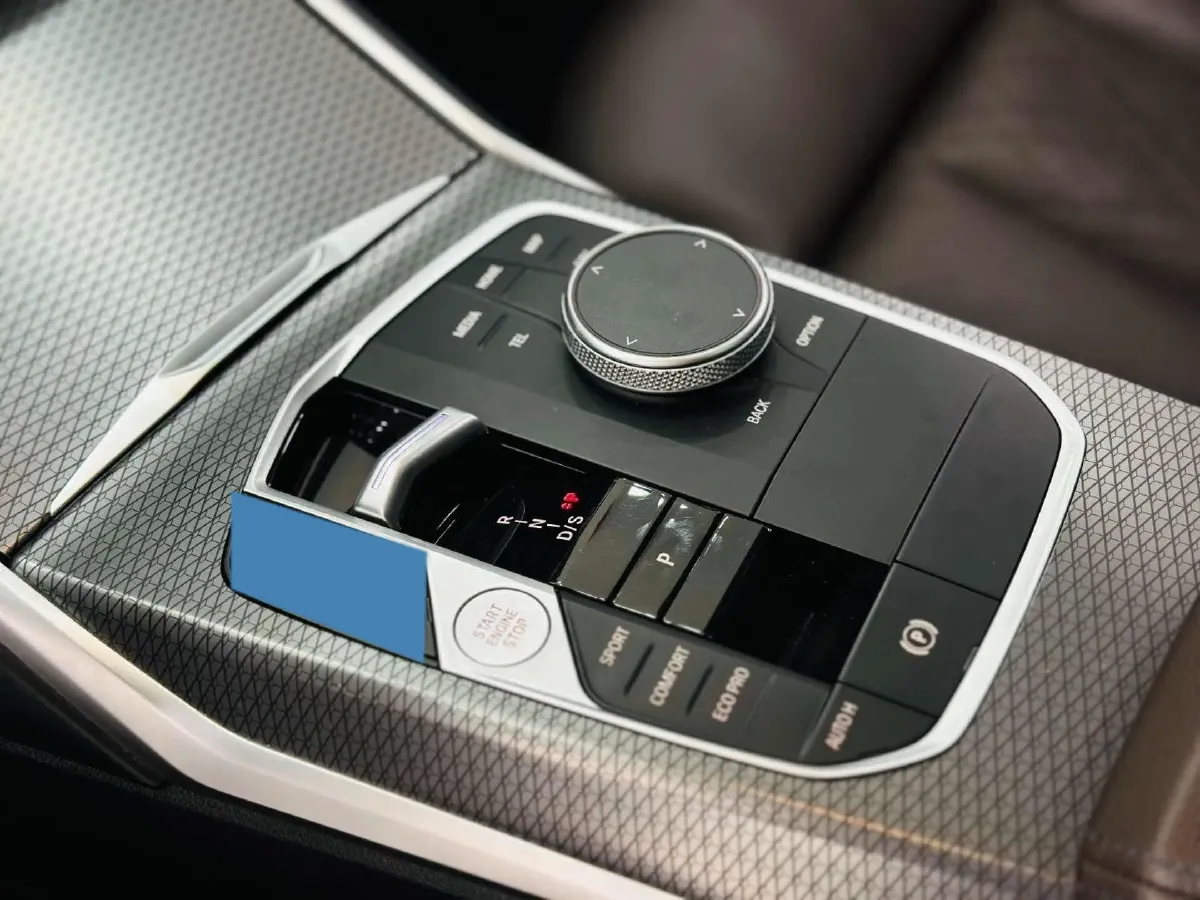 2024 BMW 3 Series 2.0T 184HP L4 8AT,autocango,china used car exporter,china ev exporter,chinese used car exporter,chinese used ev exporter