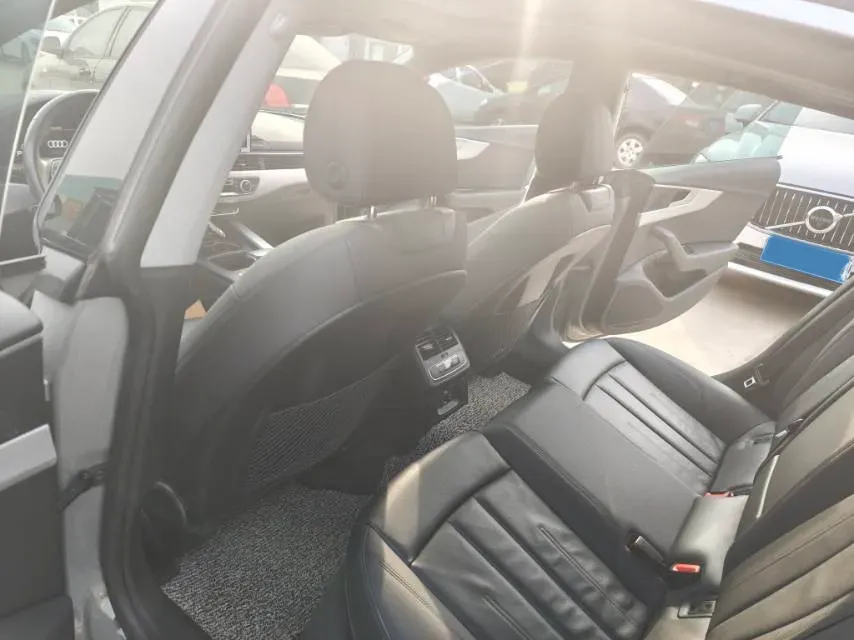 2021 Audi A5 2.0T 204HP L4 7DCT,autocango,china used car exporter,china ev exporter,chinese used car exporter,chinese used ev exporter