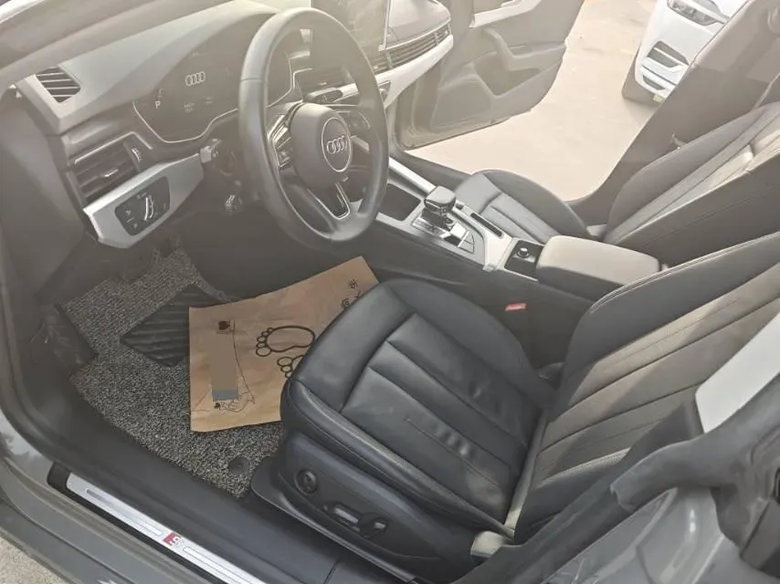 2021 Audi A5 2.0T 204HP L4 7DCT,autocango,china used car exporter,china ev exporter,chinese used car exporter,chinese used ev exporter