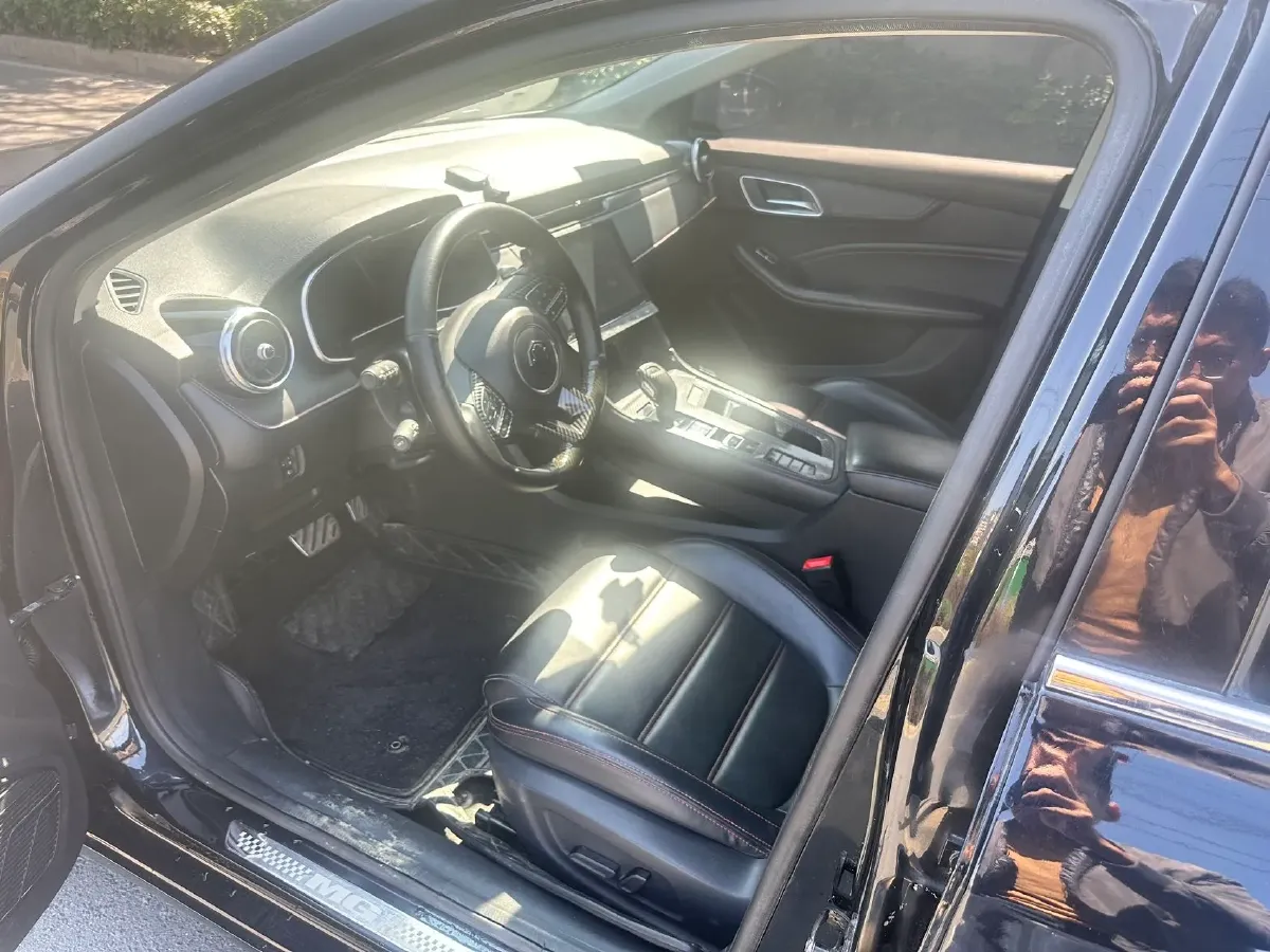 2020 MG MG6 1.5T 181HP L4 7DCT,autocango,china used car exporter,china ev exporter,chinese used car exporter,chinese used ev exporter