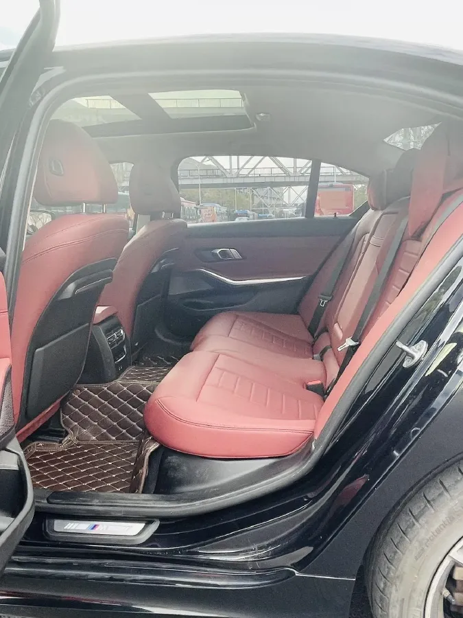 2021 BMW 3 Series 2.0T 156HP L4 8AT,autocango,china used car exporter,china ev exporter,chinese used car exporter,chinese used ev exporter