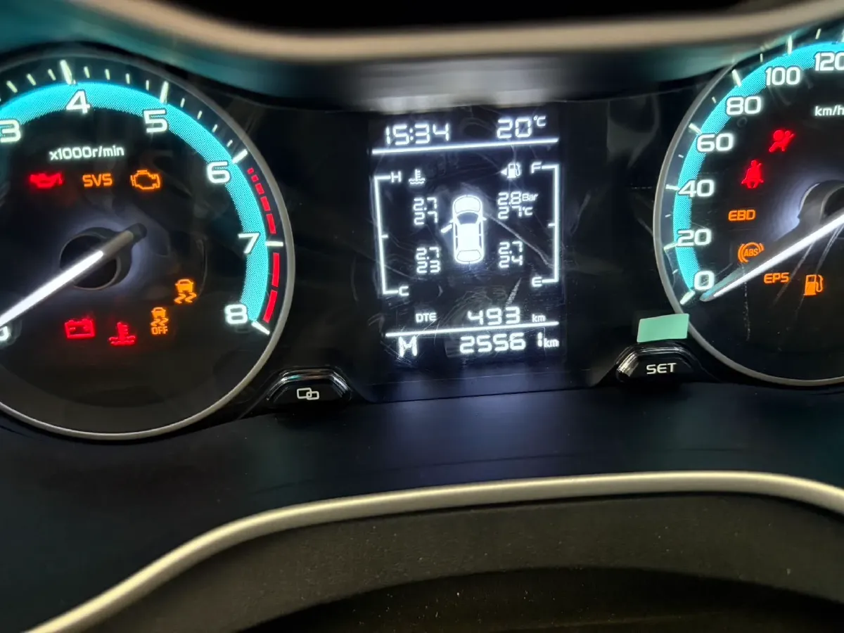 2021 Geely Coolray 1.4T 141HP L4 6MT,autocango,china used car exporter,china ev exporter,chinese used car exporter,chinese used ev exporter