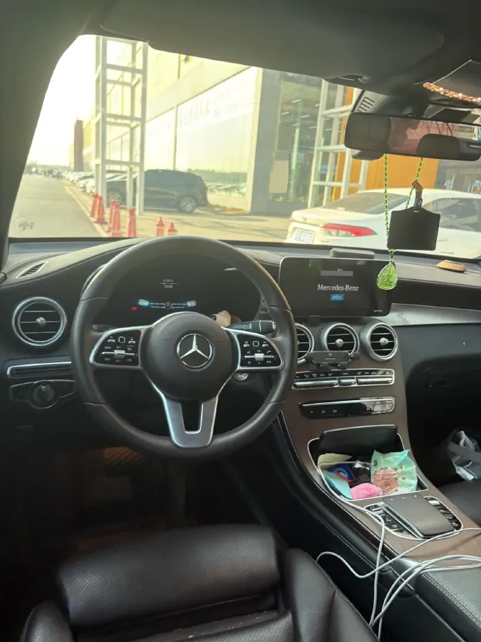 2020 Mercedes-Benz GLC Class 2.0T 197HP L4 9AT,autocango,china used car exporter,china ev exporter,chinese used car exporter,chinese used ev exporter