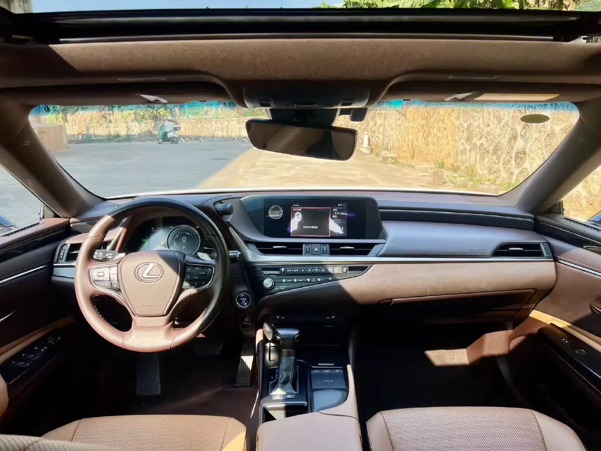 2020 Lexus ES 2.5L 178HP L4 E-CVT Hybrid,autocango,china used car exporter,china ev exporter,chinese used car exporter,chinese used ev exporter