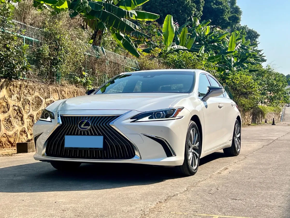 2020 Lexus ES 2.5L 178HP L4 E-CVT Hybrid,autocango,china used car exporter,china ev exporter,chinese used car exporter,chinese used ev exporter