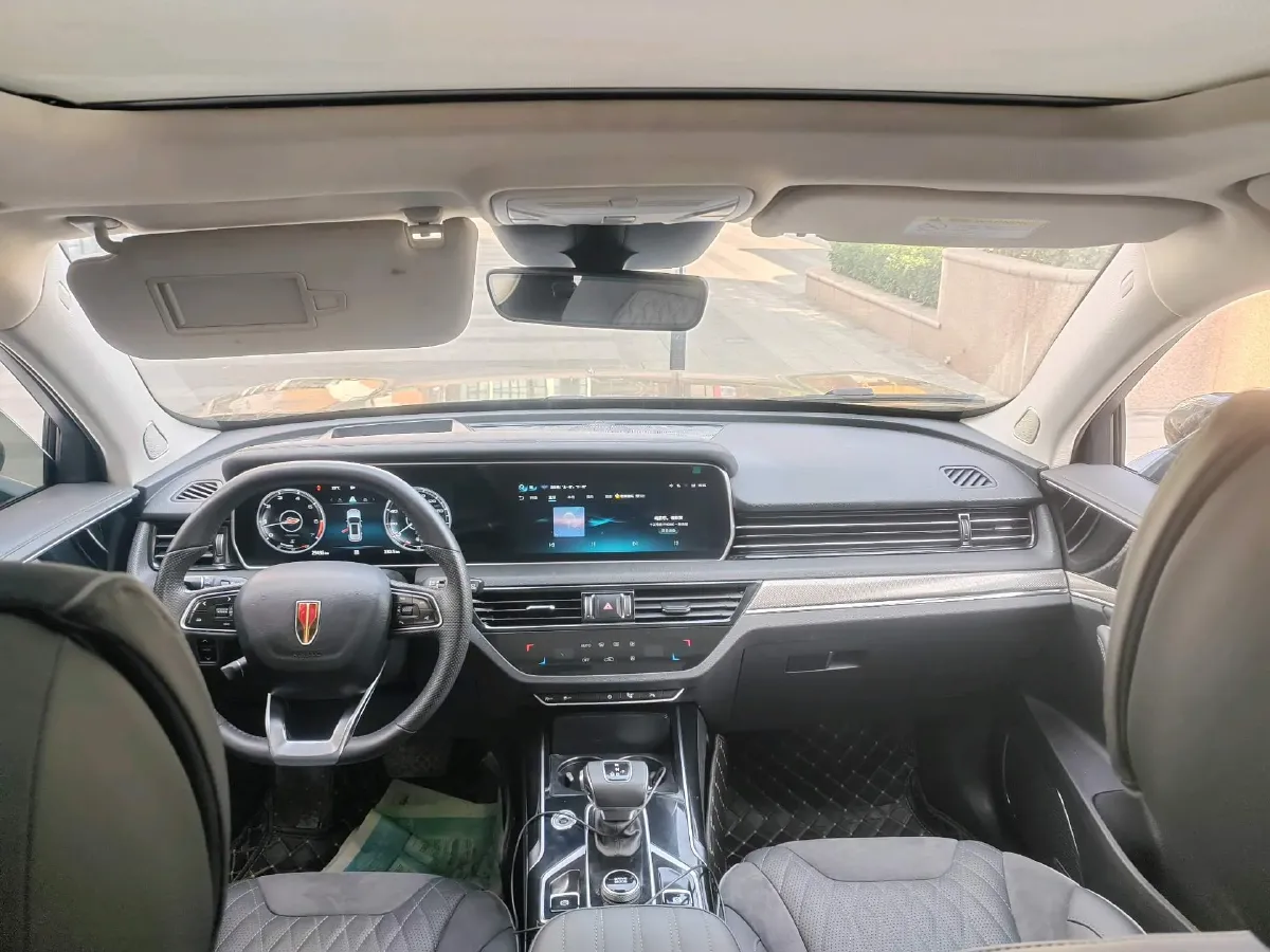 2022 HongQi HS5 2.0T 224HP L4 6AT,autocango,china used car exporter,china ev exporter,chinese used car exporter,chinese used ev exporter