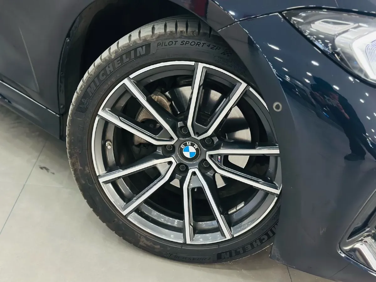 2024 BMW 3 Series 2.0T 184HP L4 8AT,autocango,china used car exporter,china ev exporter,chinese used car exporter,chinese used ev exporter