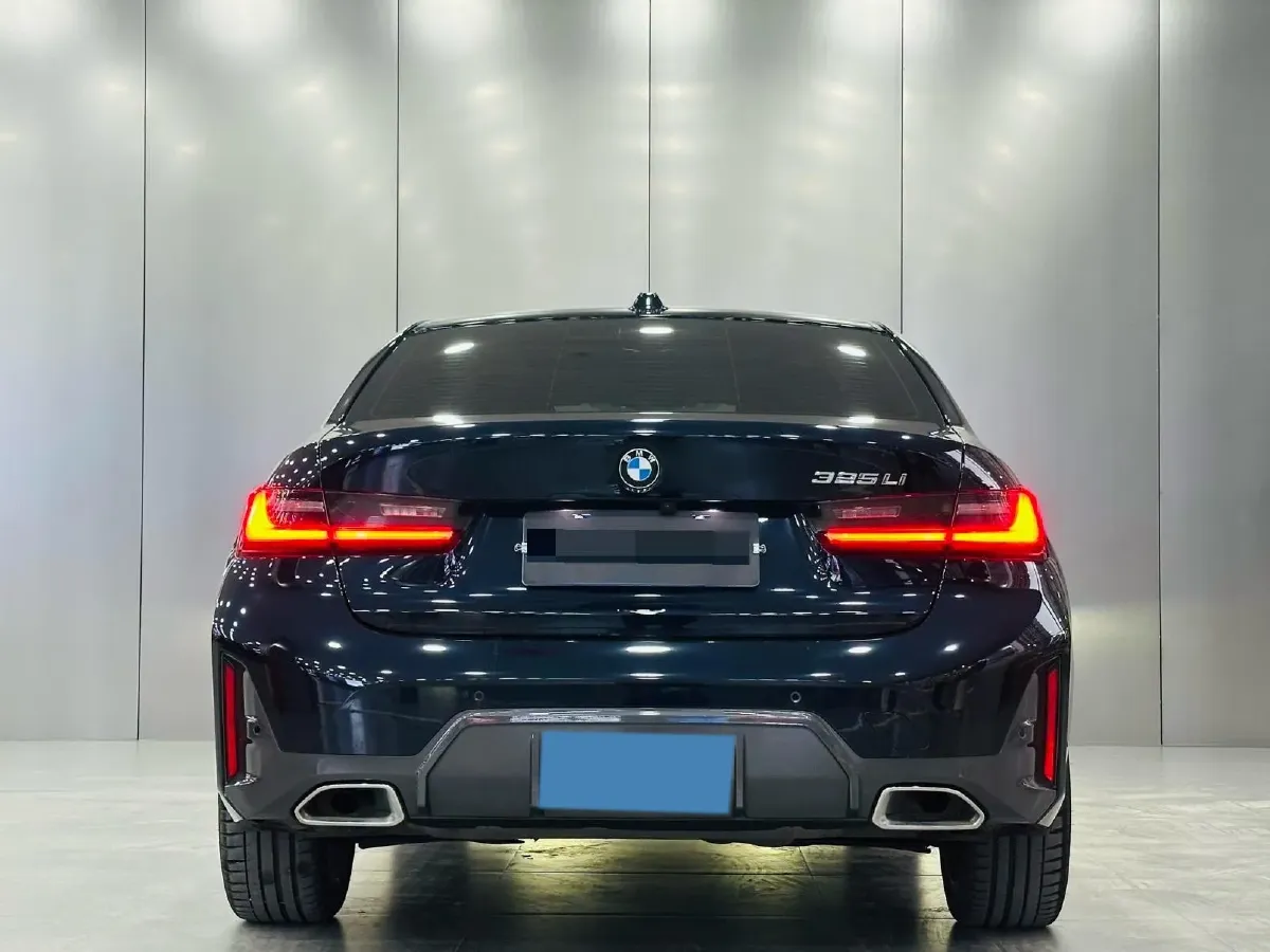 2024 BMW 3 Series 2.0T 184HP L4 8AT,autocango,china used car exporter,china ev exporter,chinese used car exporter,chinese used ev exporter