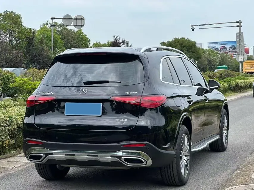 2024 Mercedes-Benz GLC Class 2.0T 258HP L4 9AT,autocango,china used car exporter,china ev exporter,chinese used car exporter,chinese used ev exporter