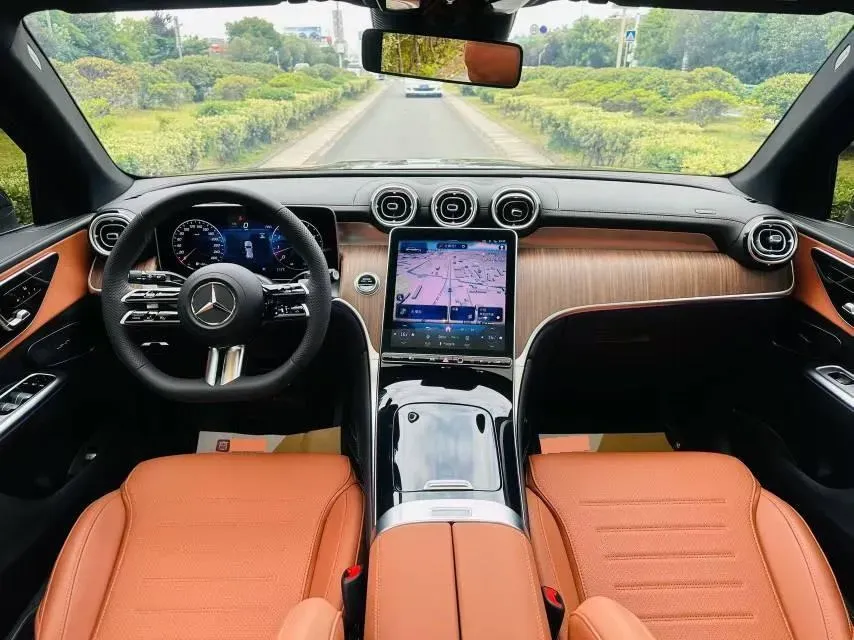 2024 Mercedes-Benz GLC Class 2.0T 258HP L4 9AT,autocango,china used car exporter,china ev exporter,chinese used car exporter,chinese used ev exporter