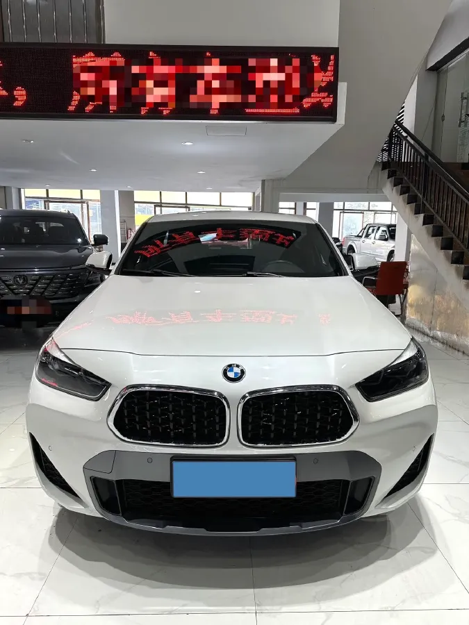 2021 BMW X2 2.0T 192HP L4 7DCT,autocango,china used car exporter,china ev exporter,chinese used car exporter,chinese used ev exporter