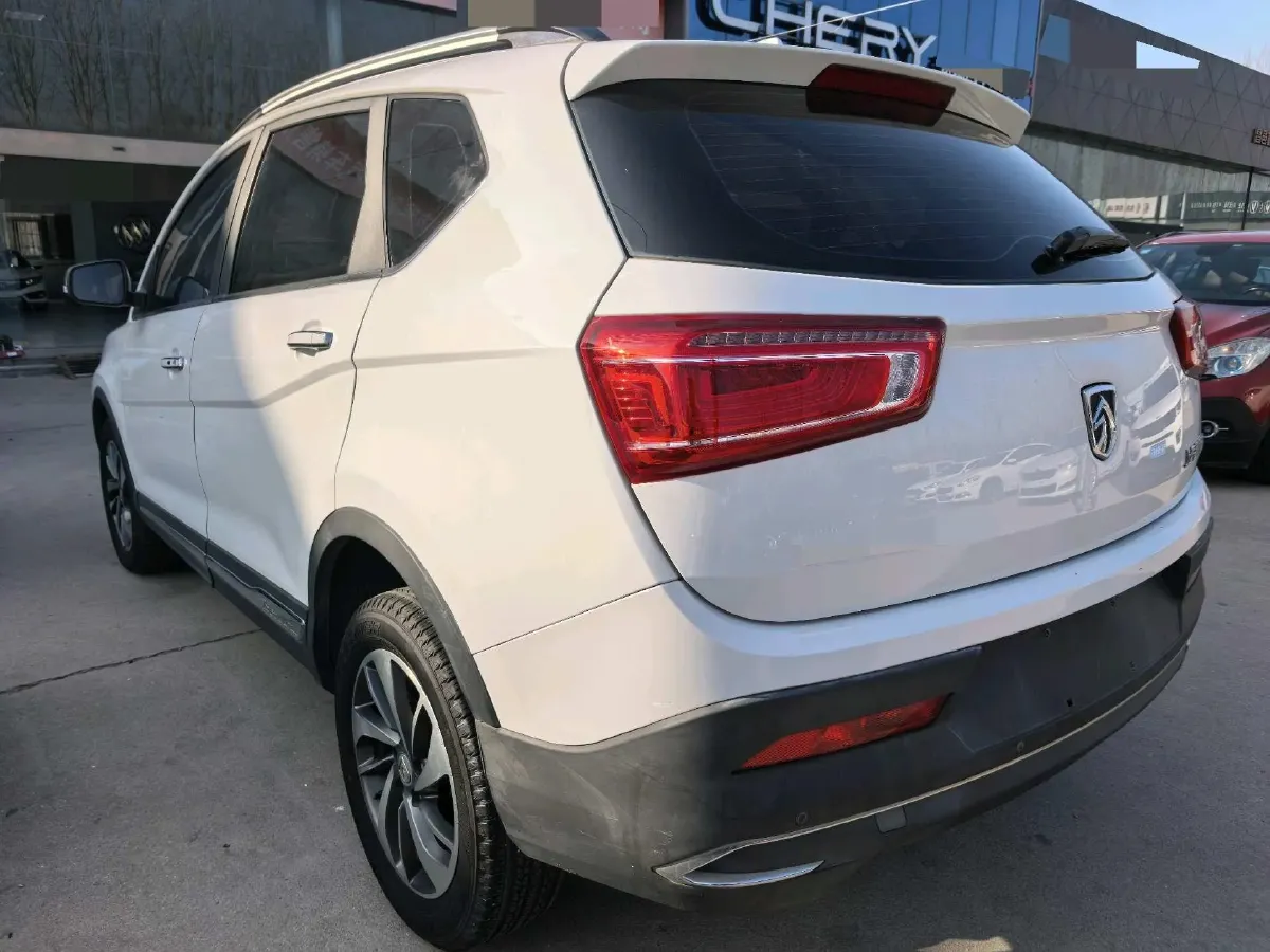 2017 BaoJun 560 1.5T 150HP L4 6DCT,autocango,china used car exporter,china ev exporter,chinese used car exporter,chinese used ev exporter