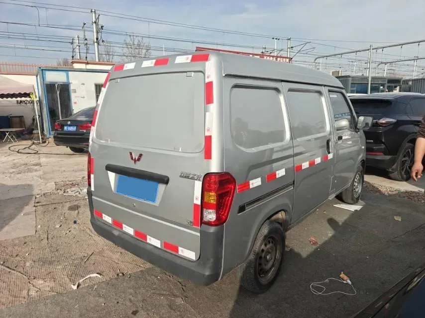2020 WuLing ZhiGuang 1.2L 76HP L4 5MT,autocango,china used car exporter,china ev exporter,chinese used car exporter,chinese used ev exporter