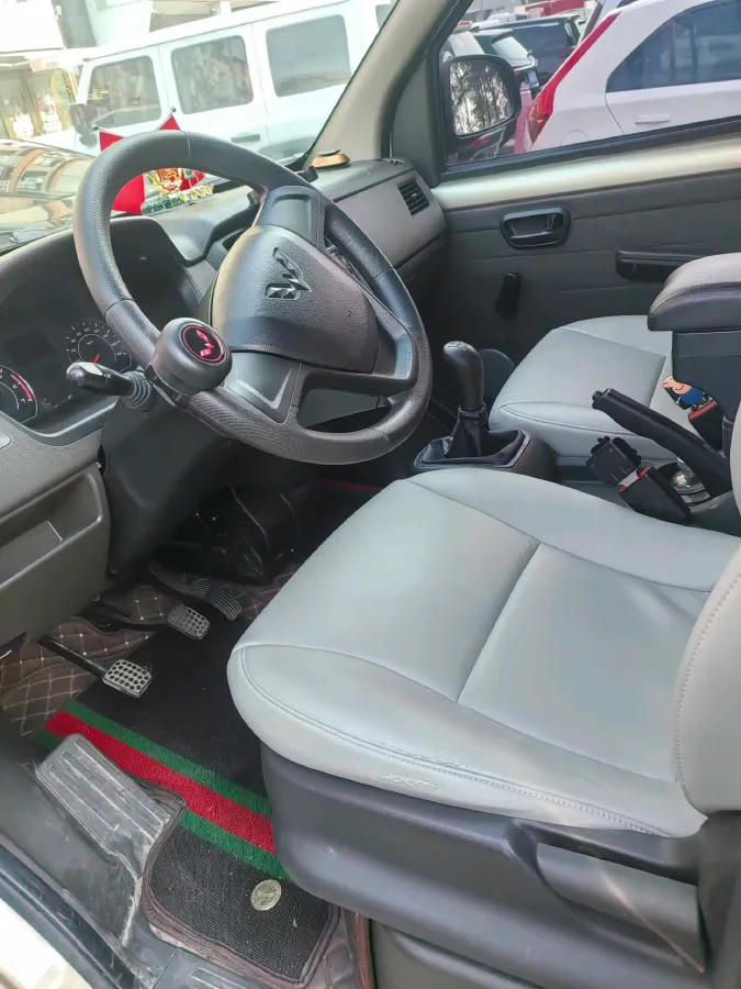 2019 WuLing ZhiGuang 1.2L 82HP L4 5MT,autocango,china used car exporter,china ev exporter,chinese used car exporter,chinese used ev exporter