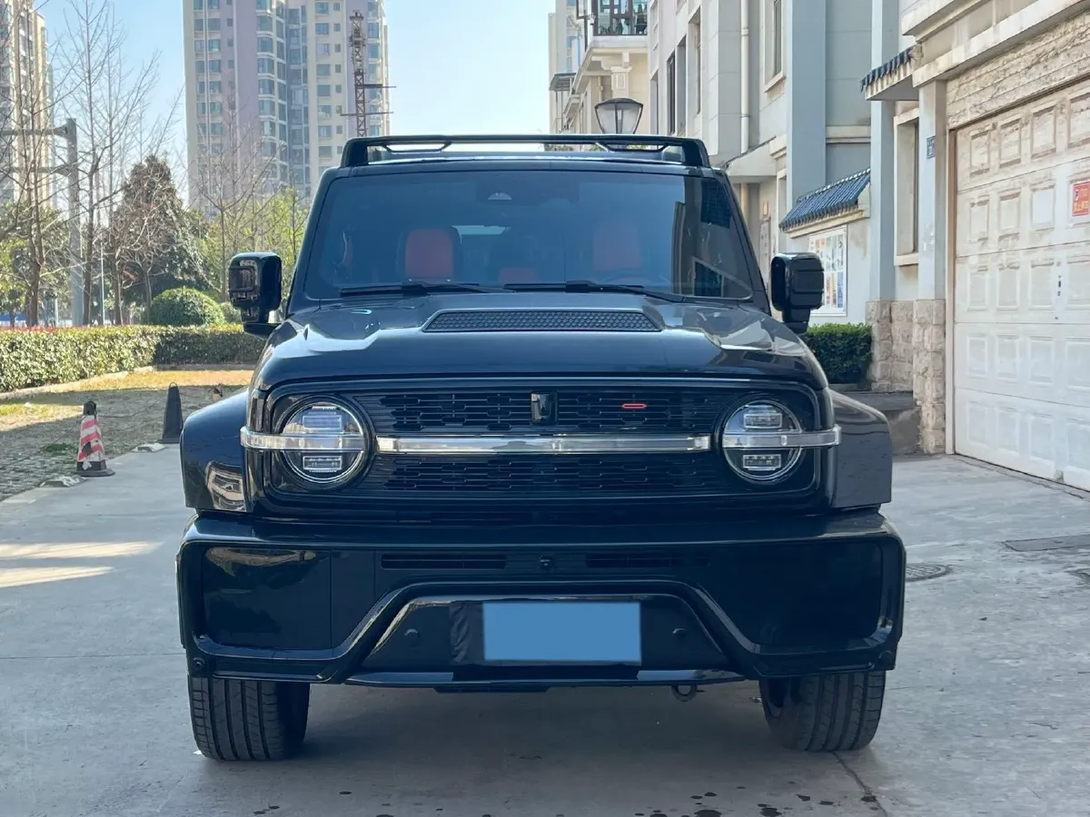 2023 Cyberspace 300 2.0T 227HP L4 8AT,autocango,china used car exporter,china ev exporter,chinese used car exporter,chinese used ev exporter