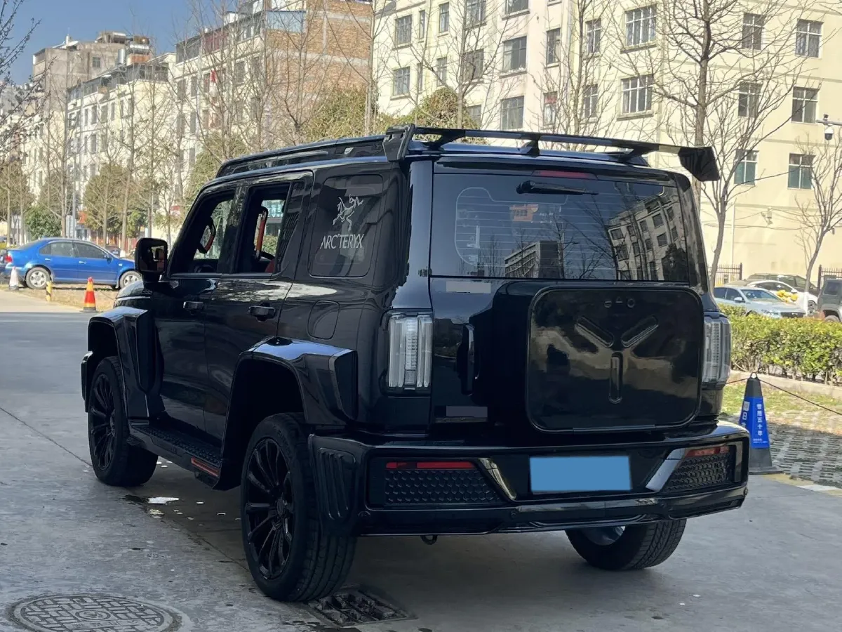 2023 Cyberspace 300 2.0T 227HP L4 8AT,autocango,china used car exporter,china ev exporter,chinese used car exporter,chinese used ev exporter