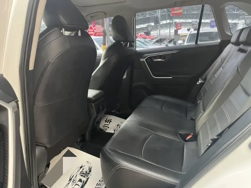 2022 Toyota Wildlander 2.0L 171HP L4 CVT,autocango,china used car exporter,china ev exporter,chinese used car exporter,chinese used ev exporter