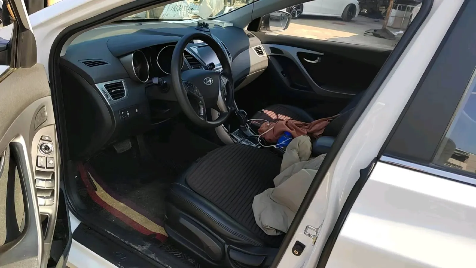 2016 Hyundai Elantra 1.6L 128HP L4 6AT,autocango,china used car exporter,china ev exporter,chinese used car exporter,chinese used ev exporter