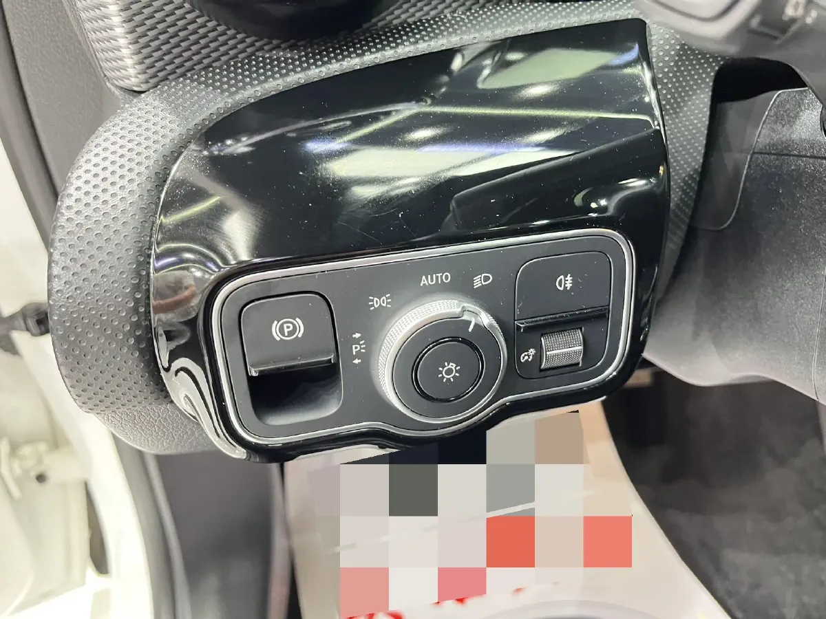 2023 Mercedes-Benz A Class 1.3T 136HP L4 7DCT,autocango,china used car exporter,china ev exporter,chinese used car exporter,chinese used ev exporter