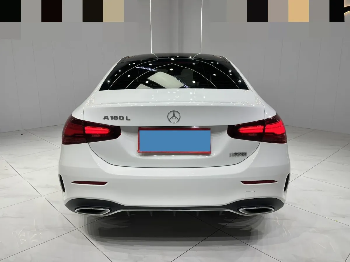 2023 Mercedes-Benz A Class 1.3T 136HP L4 7DCT,autocango,china used car exporter,china ev exporter,chinese used car exporter,chinese used ev exporter