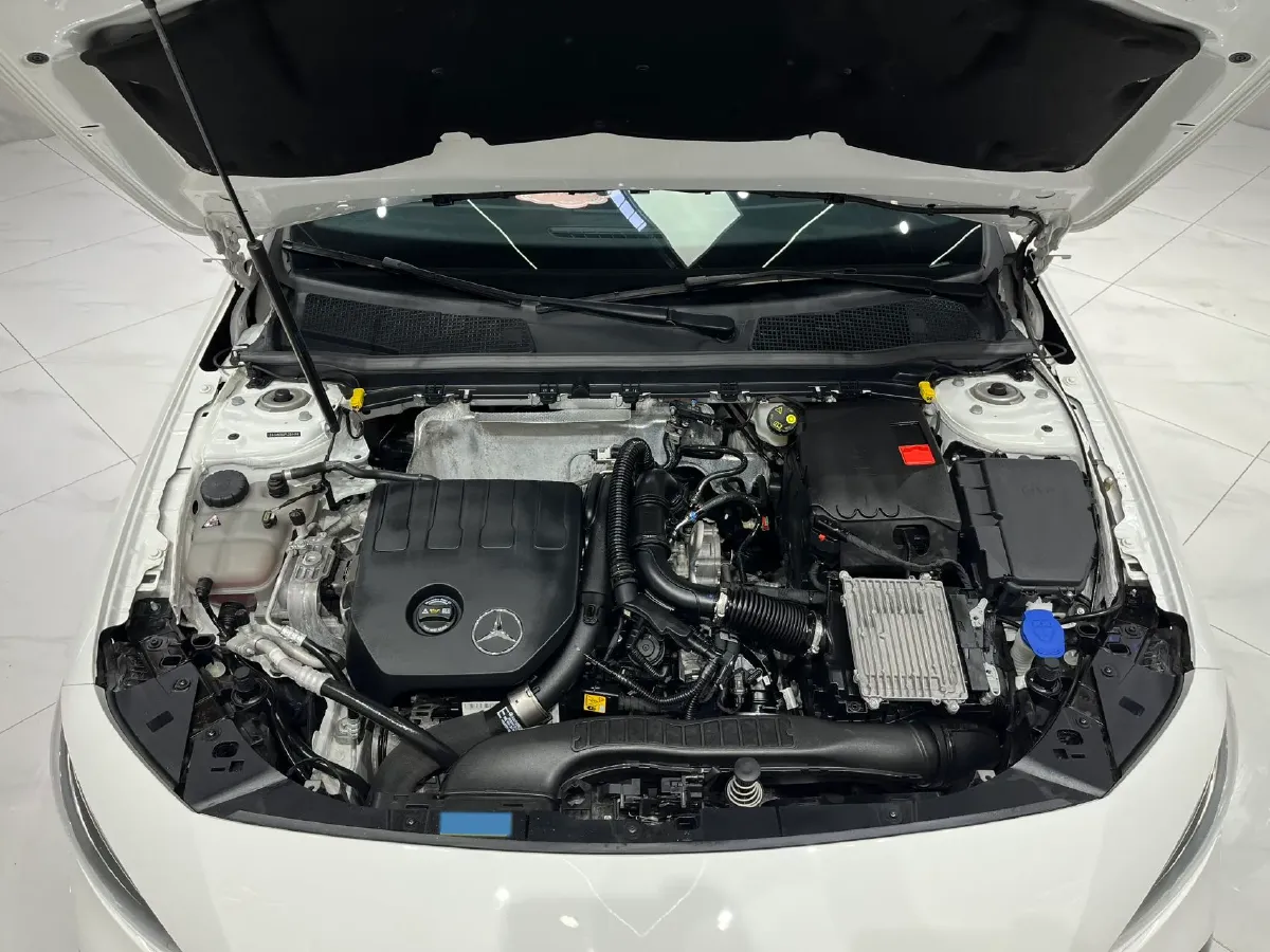 2023 Mercedes-Benz A Class 1.3T 136HP L4 7DCT,autocango,china used car exporter,china ev exporter,chinese used car exporter,chinese used ev exporter