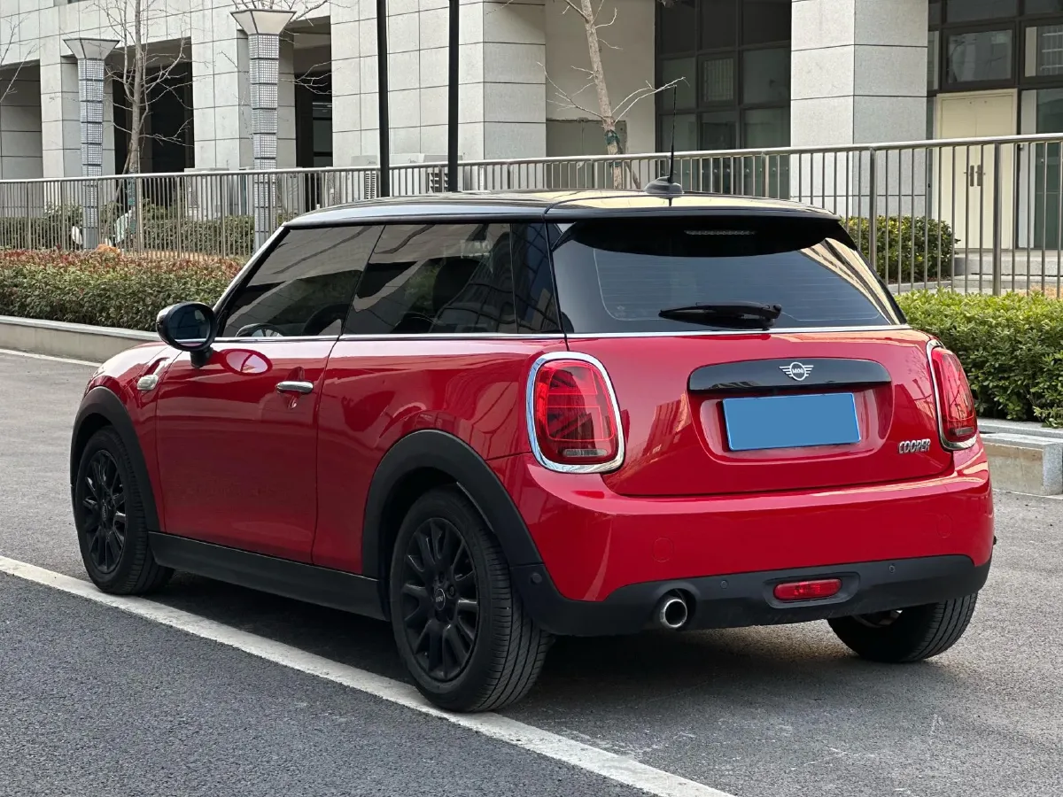 2020 MINI MINI 1.5T 136HP L3 7DCT,autocango,china used car exporter,china ev exporter,chinese used car exporter,chinese used ev exporter