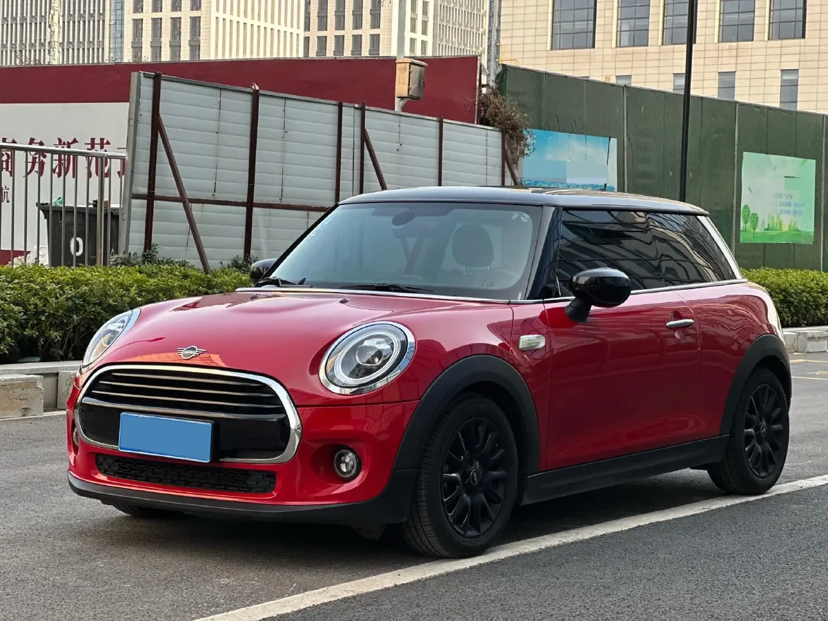 2020 MINI MINI 1.5T 136HP L3 7DCT,autocango,china used car exporter,china ev exporter,chinese used car exporter,chinese used ev exporter