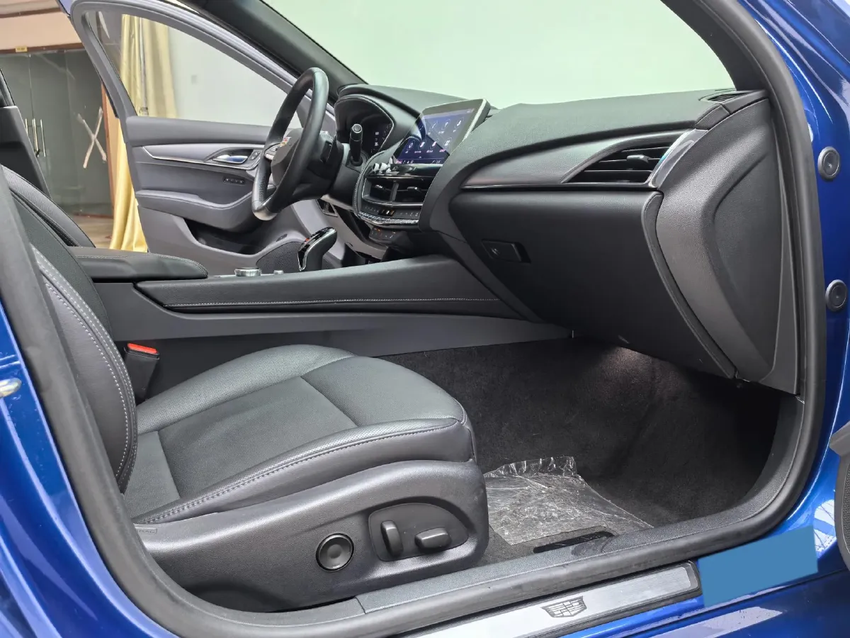 2021 Cadillac CT5 2.0T 237HP L4 10AT,autocango,china used car exporter,china ev exporter,chinese used car exporter,chinese used ev exporter