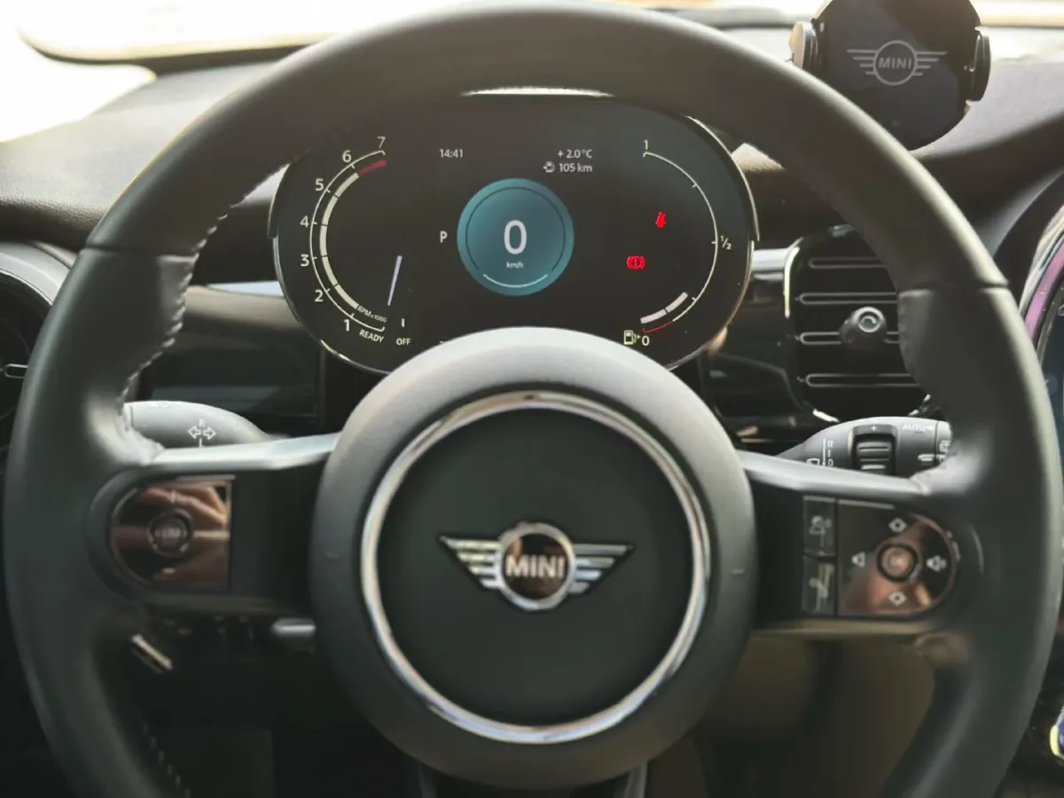 2022 MINI MINI 1.5T 136HP L3 7DCT,autocango,china used car exporter,china ev exporter,chinese used car exporter,chinese used ev exporter