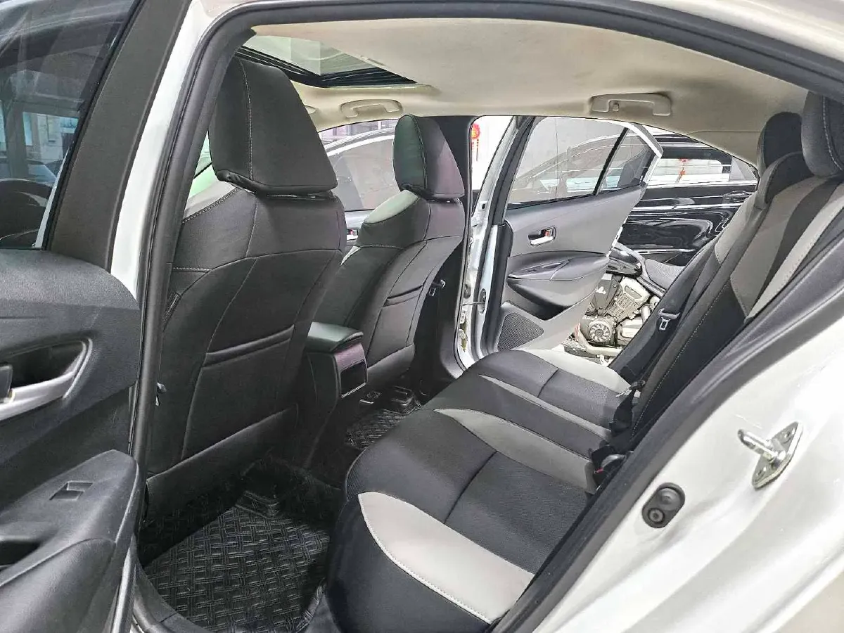 2021 Toyota Corolla 1.2T 116HP L4 CVT,autocango,china used car exporter,china ev exporter,chinese used car exporter,chinese used ev exporter