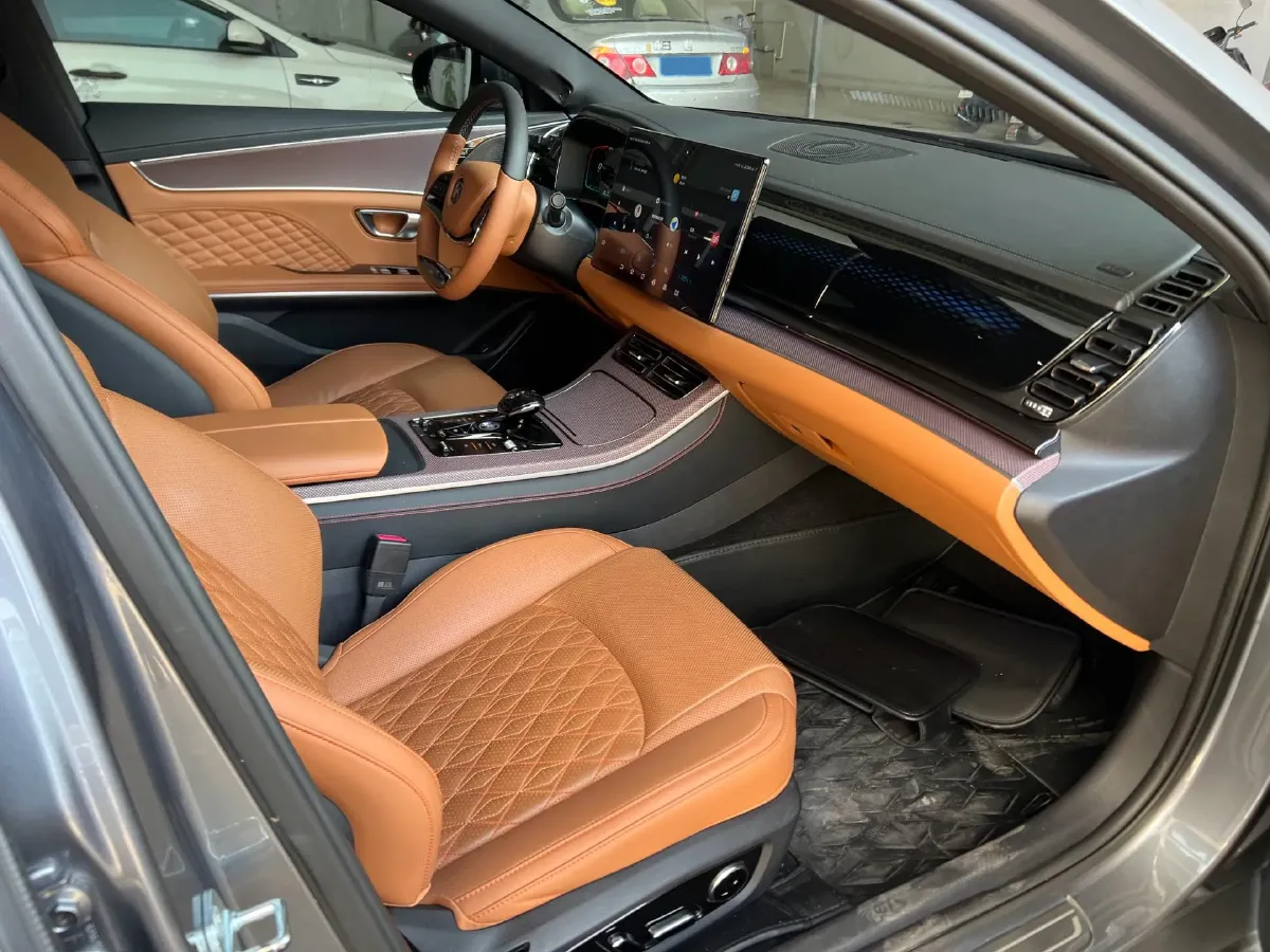 2022 Lincoln Corsair 2.0T 245HP L4 8AT,autocango,china used car exporter,china ev exporter,chinese used car exporter,chinese used ev exporter