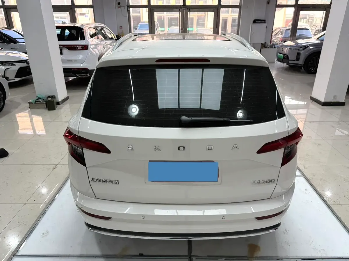 2022 Skoda Karoq 1.4T 150HP L4 7DCT,autocango,china used car exporter,china ev exporter,chinese used car exporter,chinese used ev exporter
