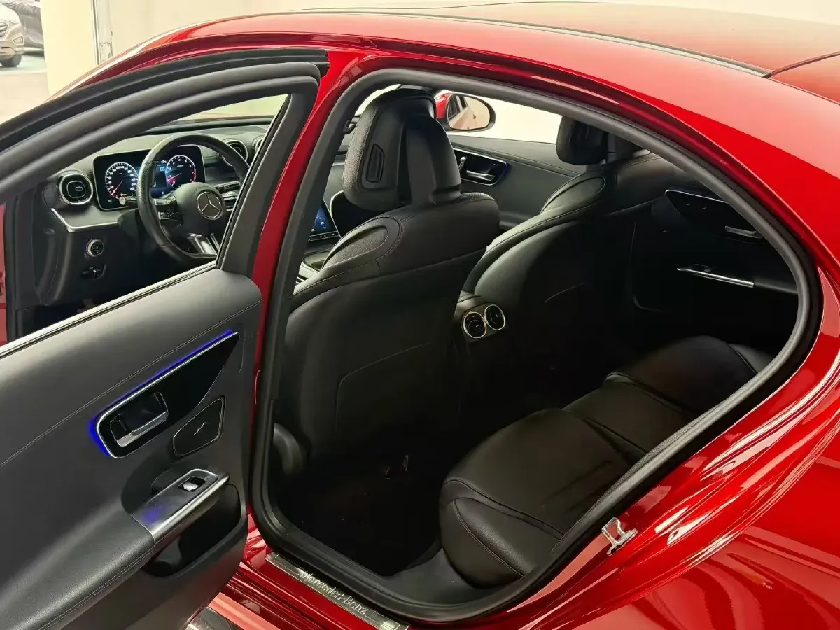 2022 Mercedes-Benz C Class 1.5T 170HP L4 9AT,autocango,china used car exporter,china ev exporter,chinese used car exporter,chinese used ev exporter