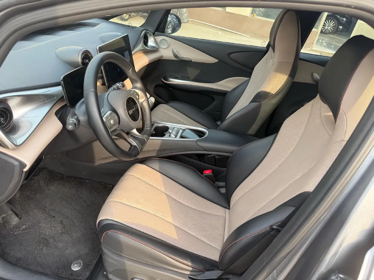 2023 BYD Dolphin BEV 44.928KWH,autocango,china used car exporter,china ev exporter,chinese used car exporter,chinese used ev exporter