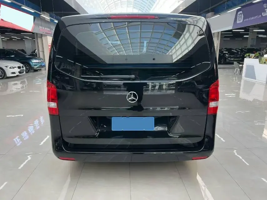 2021 Mercedes-Benz Vito 2.0T 211HP L4 9AT,autocango,china used car exporter,china ev exporter,chinese used car exporter,chinese used ev exporter