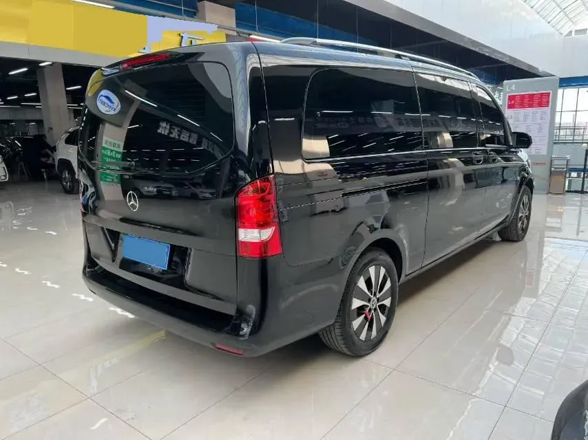 2021 Mercedes-Benz Vito 2.0T 211HP L4 9AT,autocango,china used car exporter,china ev exporter,chinese used car exporter,chinese used ev exporter