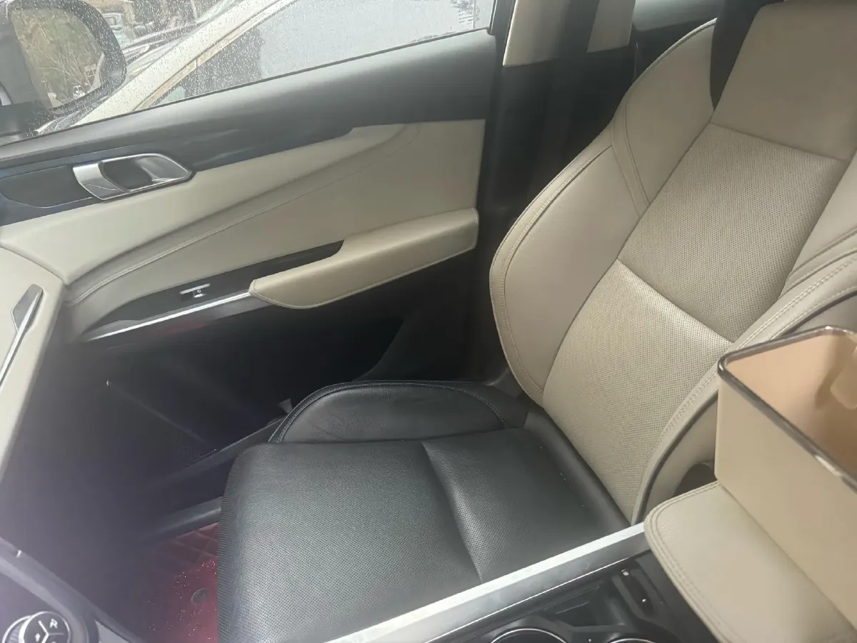 2019 LYNK&CO 01 2.0T 190HP L4 6AT,autocango,china used car exporter,china ev exporter,chinese used car exporter,chinese used ev exporter