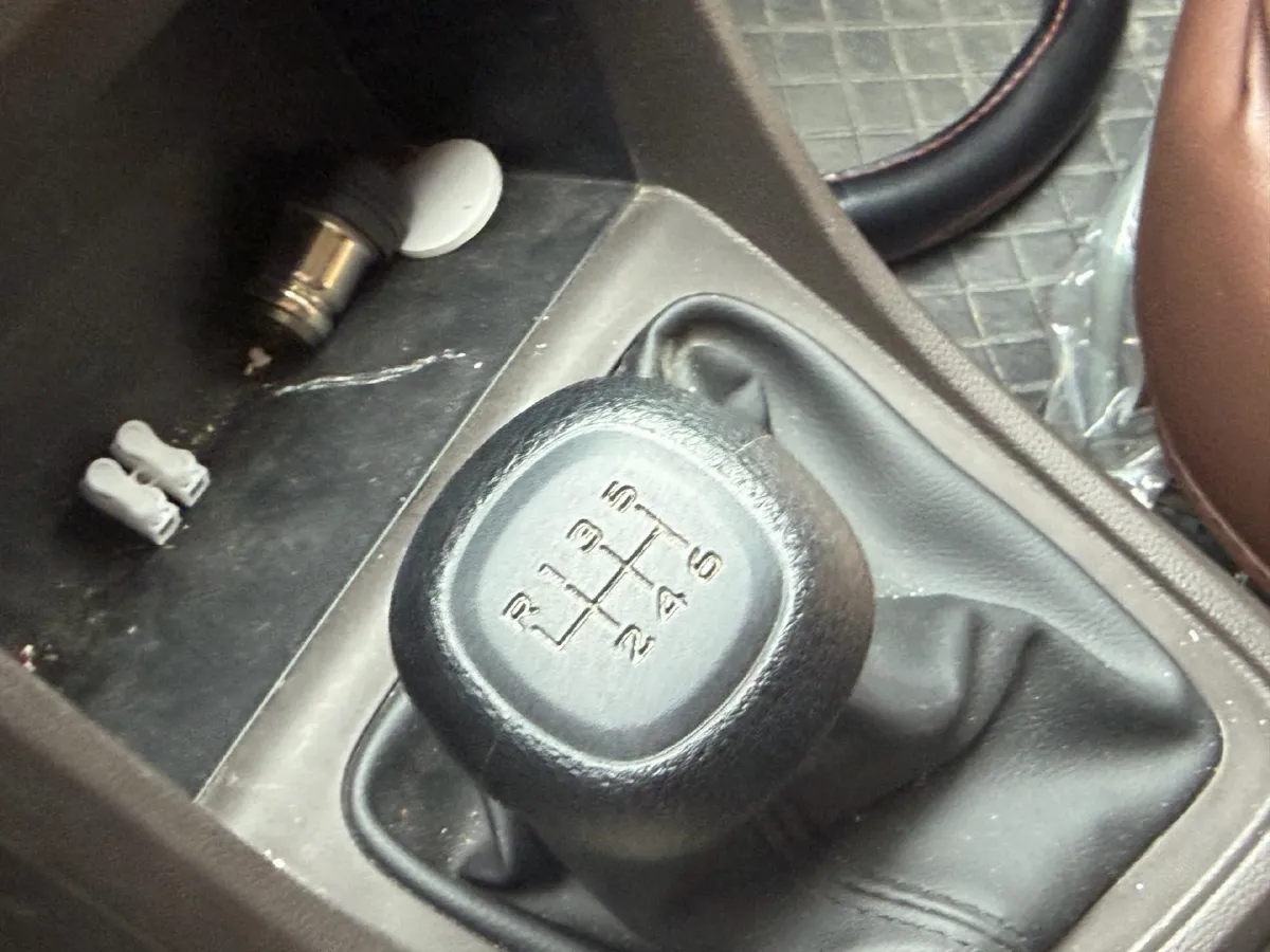 2021 WuLing HongGuang V 1.5L 99HP L4 6MT,autocango,china used car exporter,china ev exporter,chinese used car exporter,chinese used ev exporter