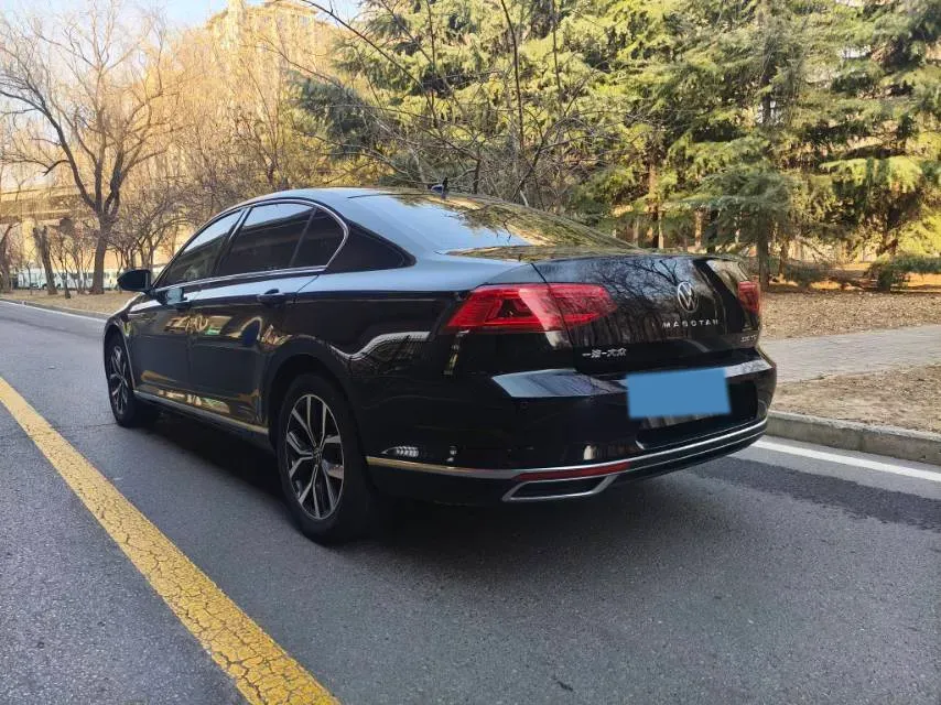 2021 Volkswagen Magotan 2.0T 186HP L4 7DCT,autocango,china used car exporter,china ev exporter,chinese used car exporter,chinese used ev exporter