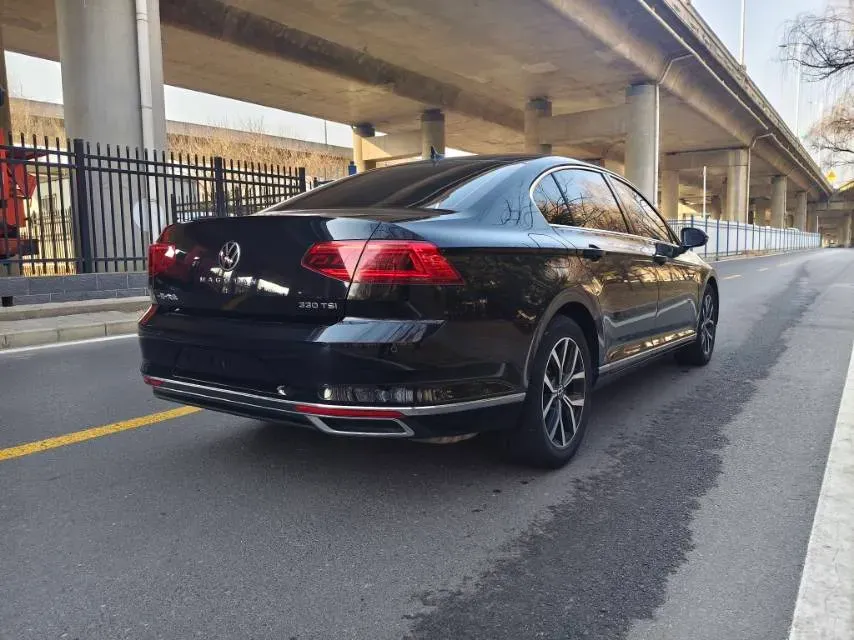 2021 Volkswagen Magotan 2.0T 186HP L4 7DCT,autocango,china used car exporter,china ev exporter,chinese used car exporter,chinese used ev exporter