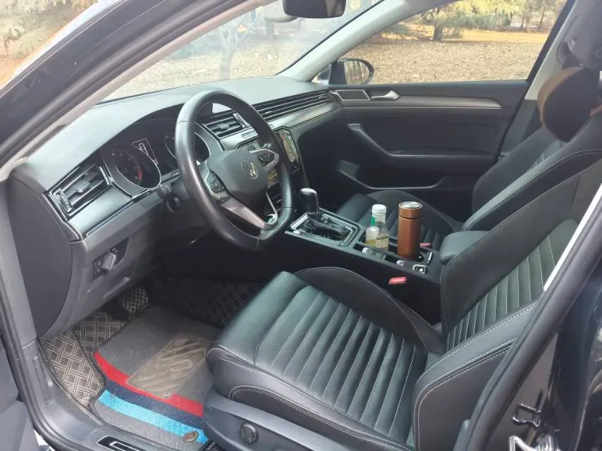 2021 Volkswagen Magotan 2.0T 186HP L4 7DCT,autocango,china used car exporter,china ev exporter,chinese used car exporter,chinese used ev exporter