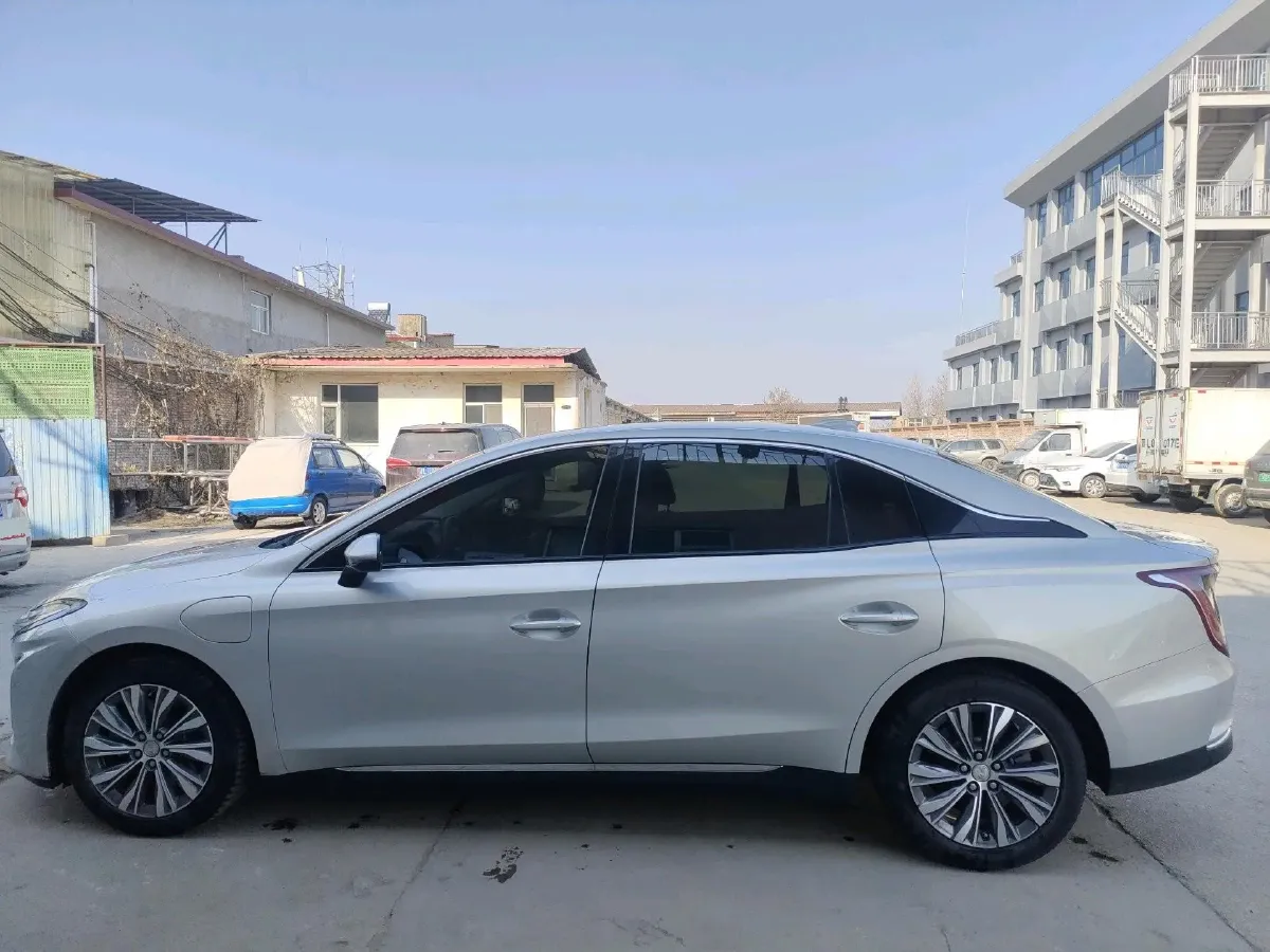 2022 HongQi E-QM5 BEV 54KWH,autocango,china used car exporter,china ev exporter,chinese used car exporter,chinese used ev exporter