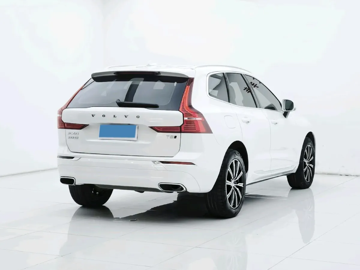 2020 Volvo XC60 2.0T 254HP L4 8AT,autocango,china used car exporter,china ev exporter,chinese used car exporter,chinese used ev exporter