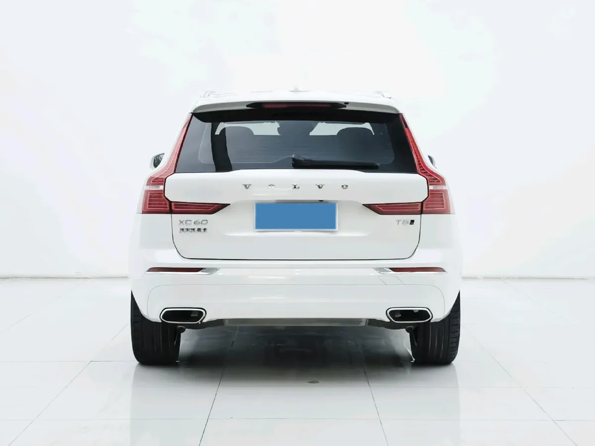 2020 Volvo XC60 2.0T 254HP L4 8AT,autocango,china used car exporter,china ev exporter,chinese used car exporter,chinese used ev exporter